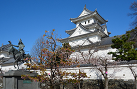 大垣城